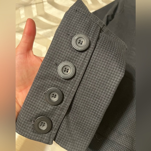 DYNAMITE Black/Gray Checkered Fitted Button Detail Jacket, Coat. Size XS - Picture 2 of 11
